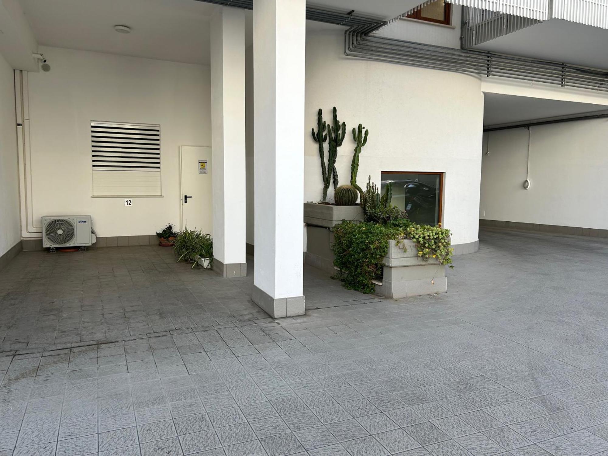 Central Modern Apartment Bari Exterior foto